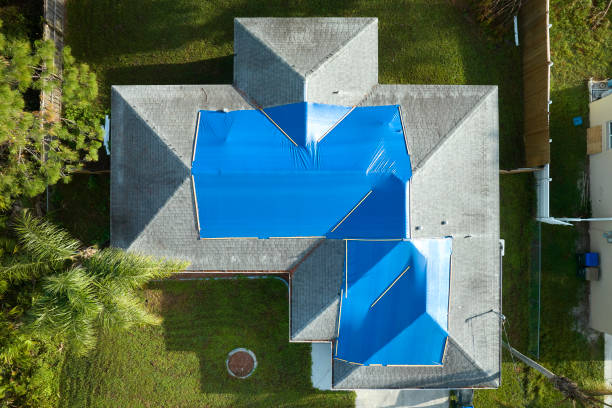 Best Emergency Roof Repair Services  in Mineola, NY